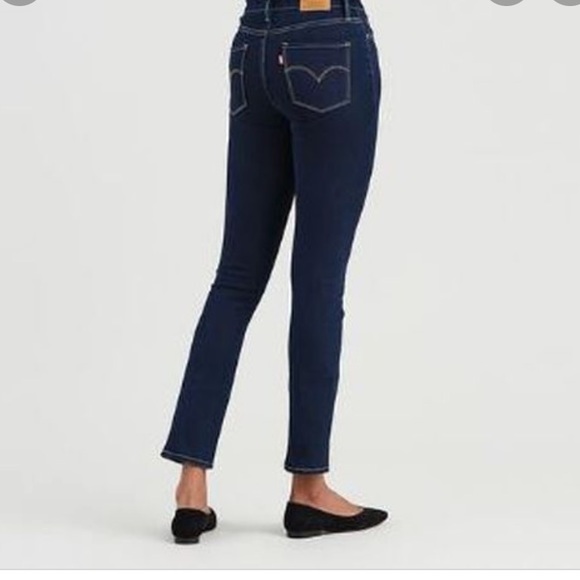 Levi’s Jeans - Picture 5 of 11